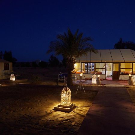 Desert Glamping Experience เมอร์ซูกา ภายนอก รูปภาพ