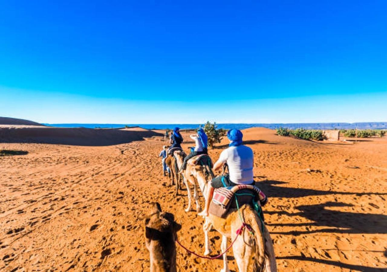 Desert Glamping Experience เมอร์ซูกา ภายนอก รูปภาพ