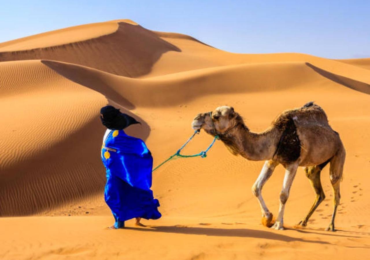 Desert Glamping Experience เมอร์ซูกา ภายนอก รูปภาพ