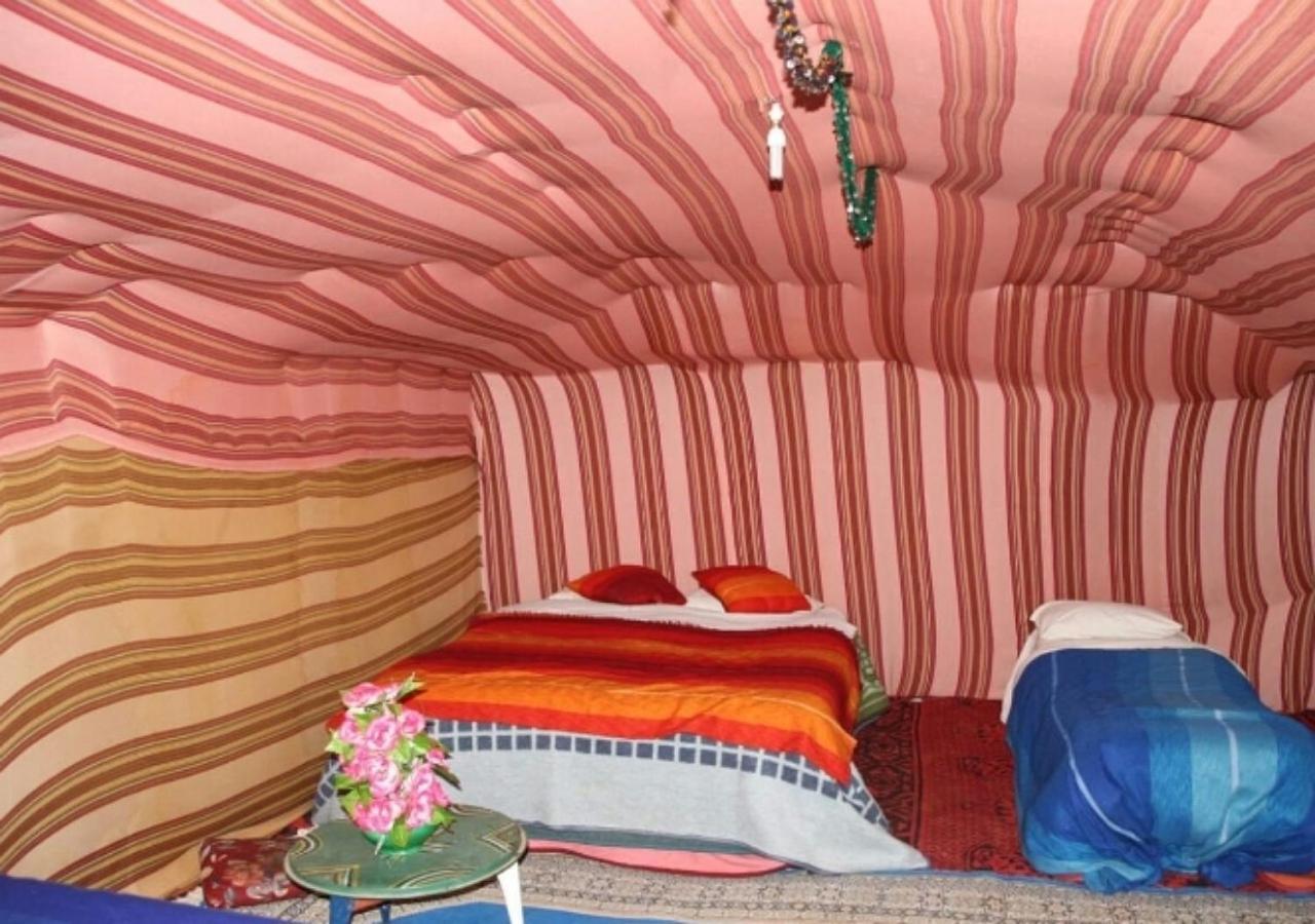 Desert Glamping Experience เมอร์ซูกา ภายนอก รูปภาพ