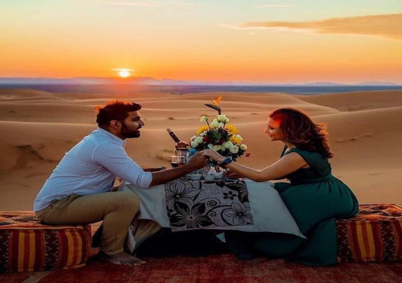 Desert Glamping Experience เมอร์ซูกา ภายนอก รูปภาพ