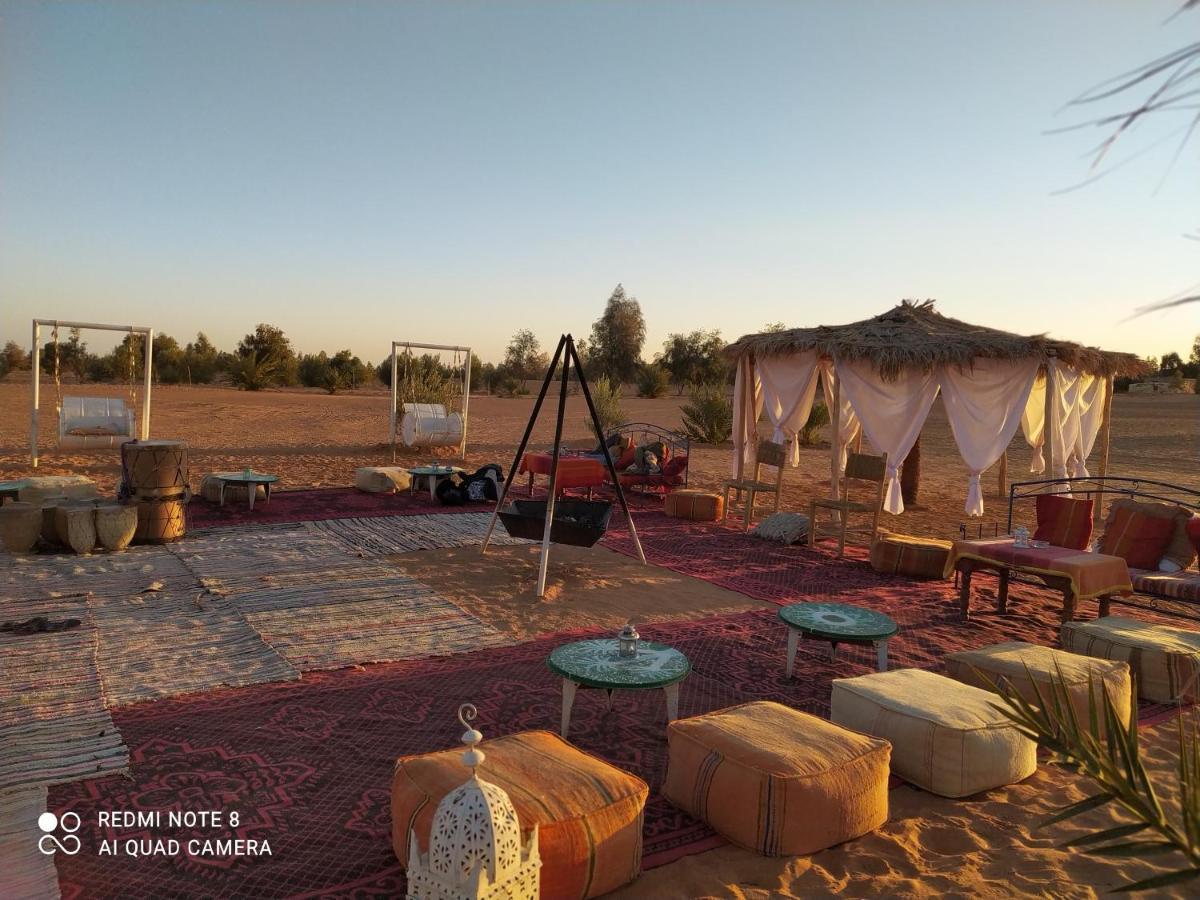 Desert Glamping Experience เมอร์ซูกา ภายนอก รูปภาพ