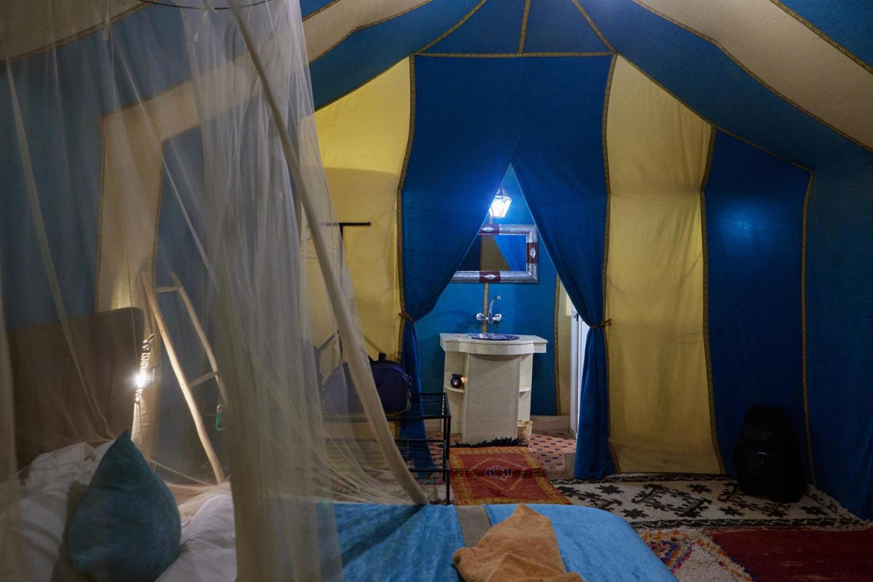 Desert Glamping Experience เมอร์ซูกา ภายนอก รูปภาพ